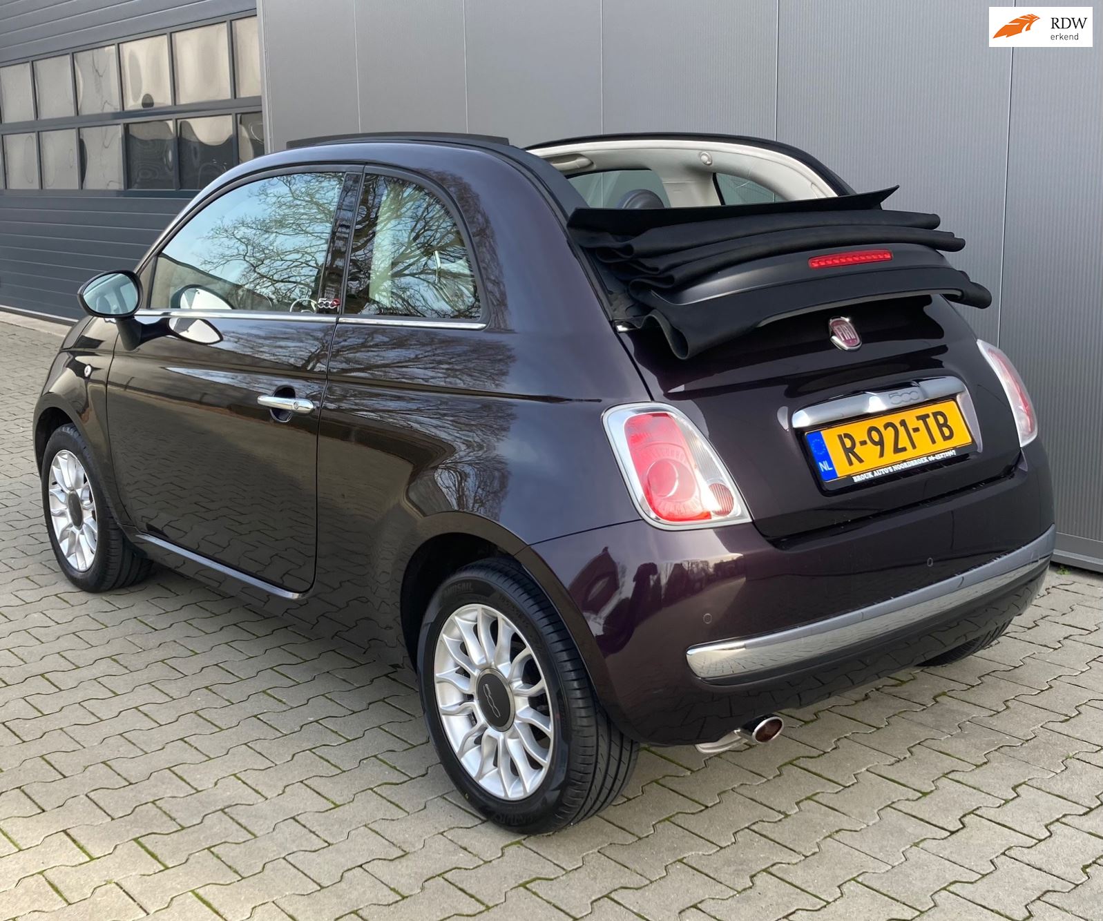Kaliber helaas Ham Fiat 500 C - 1.2 Lounge cabrio 2014 eindelijk VOORJAAR!!!!! Benzine uit  2014 - www.stadsautotwente.nl