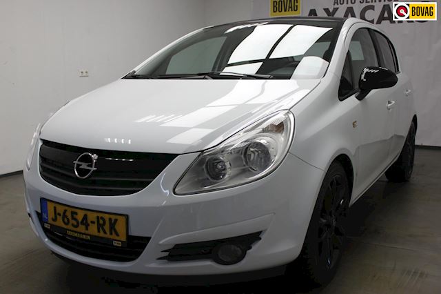 Opel Corsa 1.2-16V Selectiion GARANTIE ! LUXEUITVOERING ! AIRCO ! NIEUWE APK !