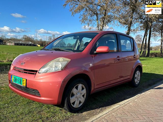 Daihatsu Sirion 2 1.0-12V Trend