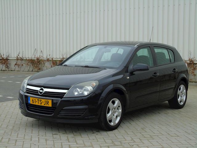 Opel Astra 1.6 Twinport Edition Cruise control Airco