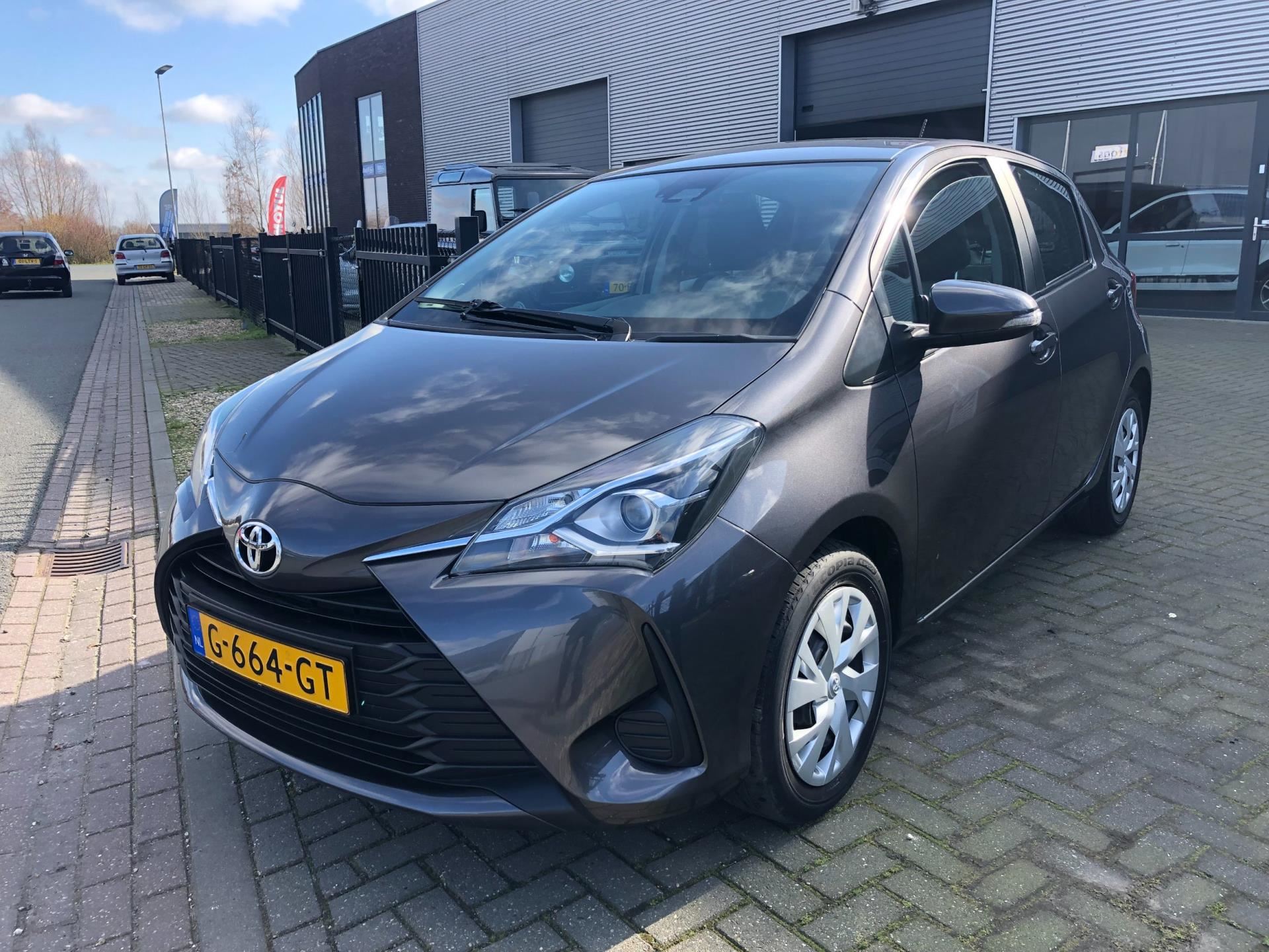 Toyota Yaris - 1.5 VVT- i Active AUTOMAAT 10000KM !! ORG. Benzine uit 2019 - www.bartvanlavierenautos.nl