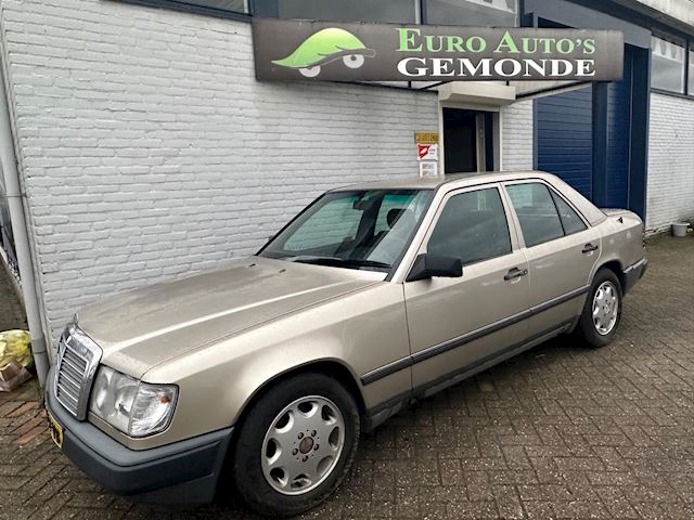 Mercedes-Benz 200-280 (W123) 230 E 2 JAAR APK ORGINEEL NL AUTO