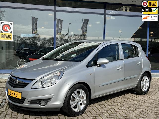 Opel Corsa 1.2-16V Enjoy 5Drs Automaat Airco Cruise Park.Sens Lm-Velgen NAP NL-Auto Volledig Dealeronderhouden!