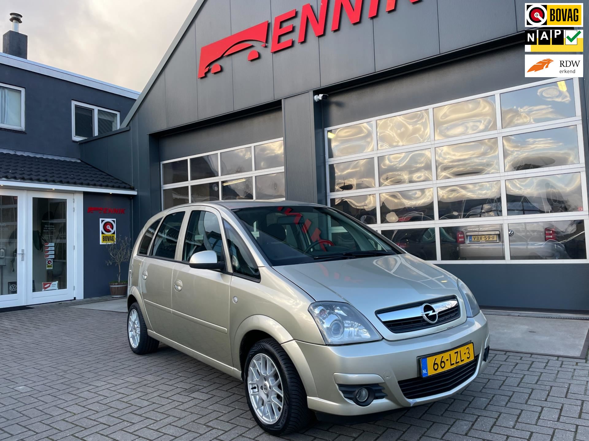 In de omgeving van Kaal helaas Opel Meriva - 1.6- 16V Essentia Automaat trekhaak Nieuwe APK ! Benzine uit  2007 - www.ennikautobedrijf.nl