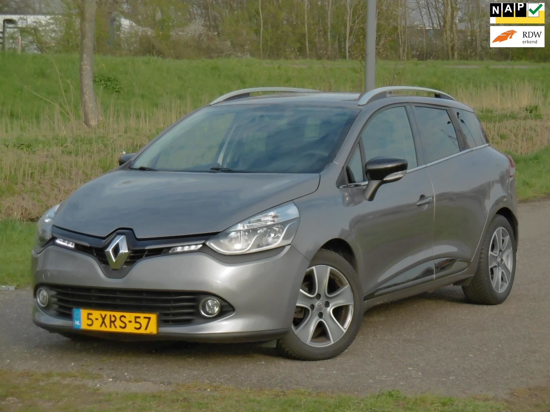 Schoolonderwijs Afhaalmaaltijd Begin Renault Clio Estate - Verkocht!! Verkocht!! Diesel uit 2014 -  www.dunantcars.nl