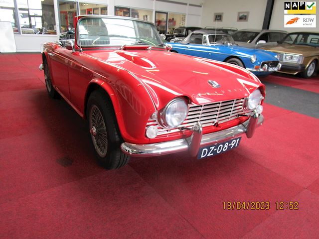 Triumph TR 4 occasion - Autobedrijf Hans van der Wielen