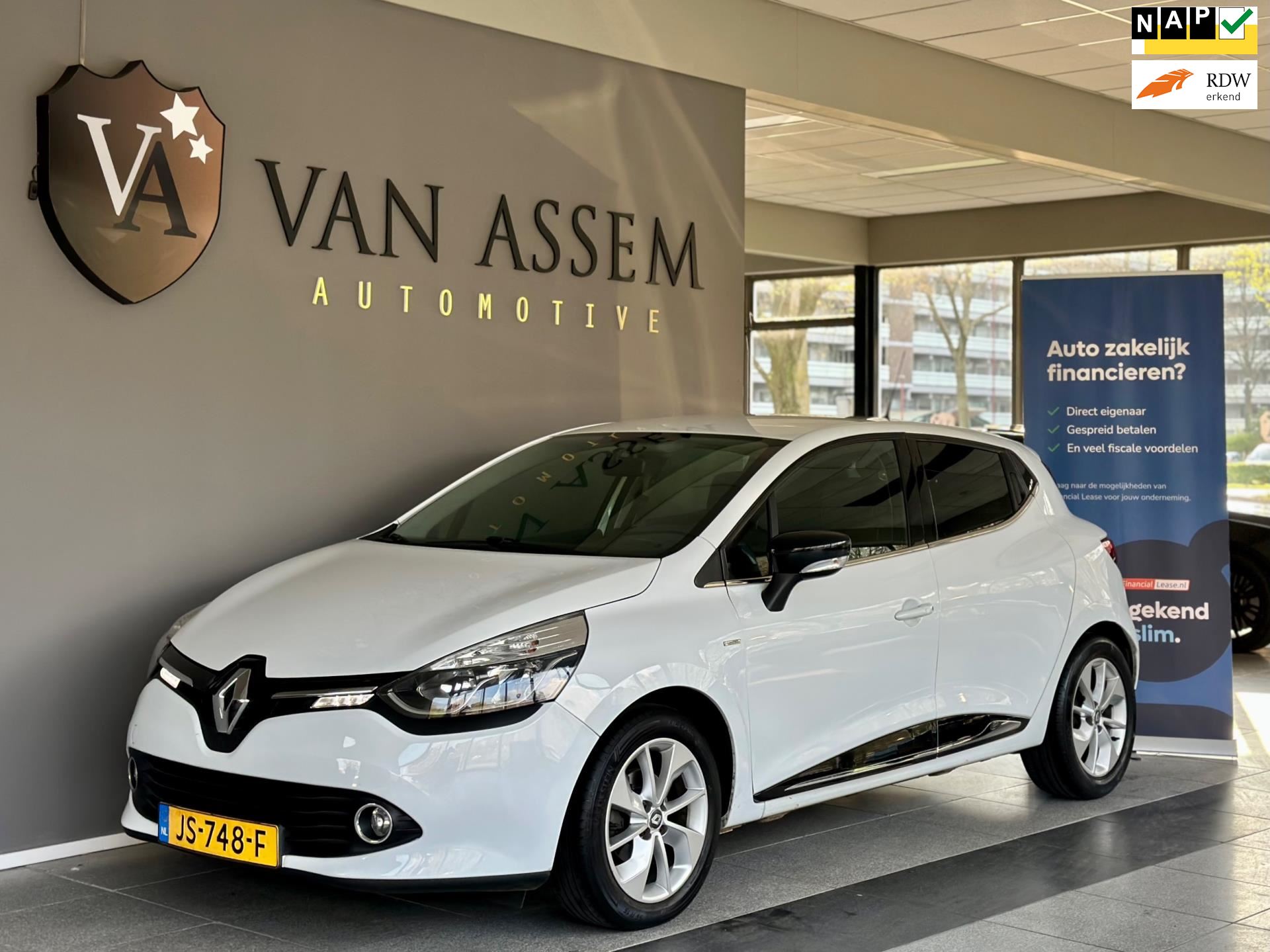 De databank Mus voor Renault Clio - 1.5 dCi ECO Limited • Keyless • Airco • LM- velgen Diesel  uit 2016 - www.assemautomotive.nl