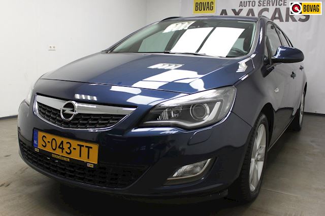 Opel Astra Sports Tourer 1.6 Edition UNIEKE KM ! GARANTIE ! AUTOMAAT ! XENON !