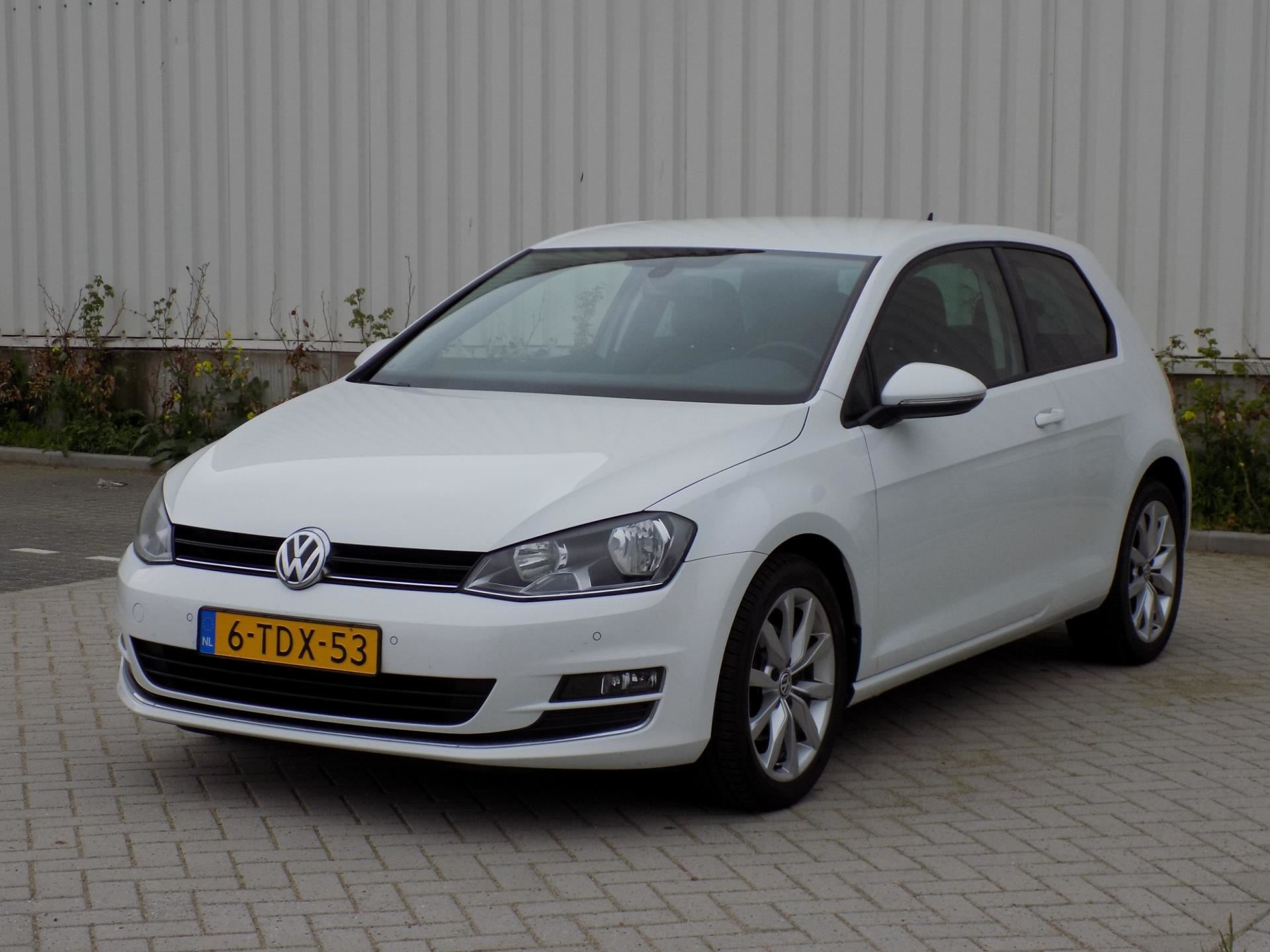 Volkswagen Golf occasion - van Dijk auto's