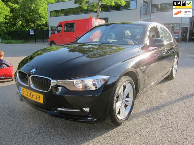 BMW 3-serie 316i SPORT CLIMA CRUISE PDC 33000 KM