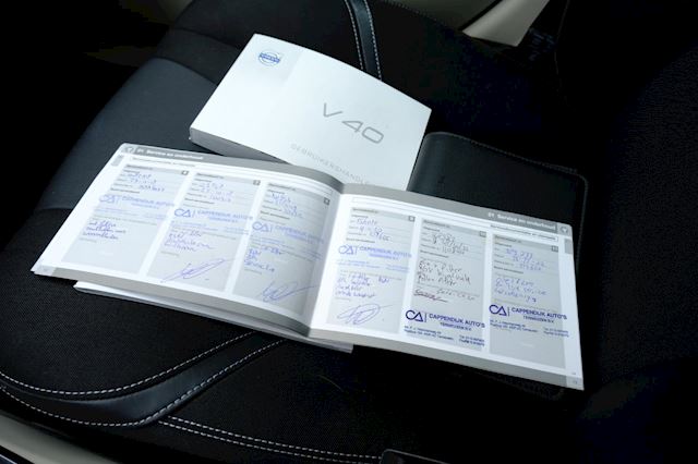 Volvo V40 occasion - FLEVO Mobiel