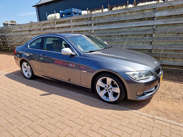 BMW 3-serie Coupé 320i Corporate Lease Mineralgrey Edition
