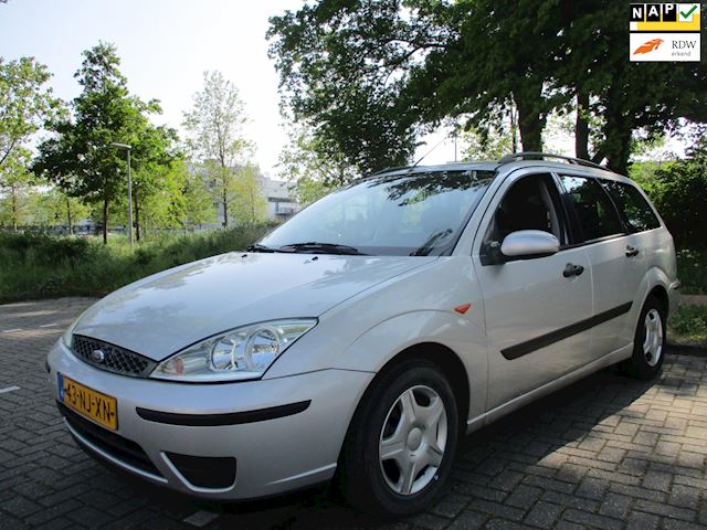 Ford Focus Wagon 1.6-16V Automaat