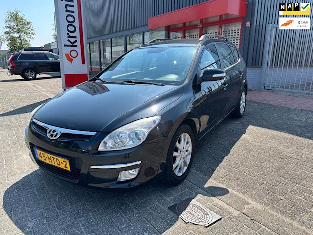 Hyundai I30 CW 1.6i Style!2009!Clima!PDC!LM.velgen!Half leder!