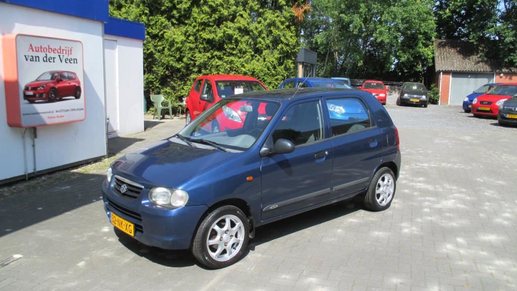 Suzuki Alto occasion - Autobedrijf van der Veen v.o.f.