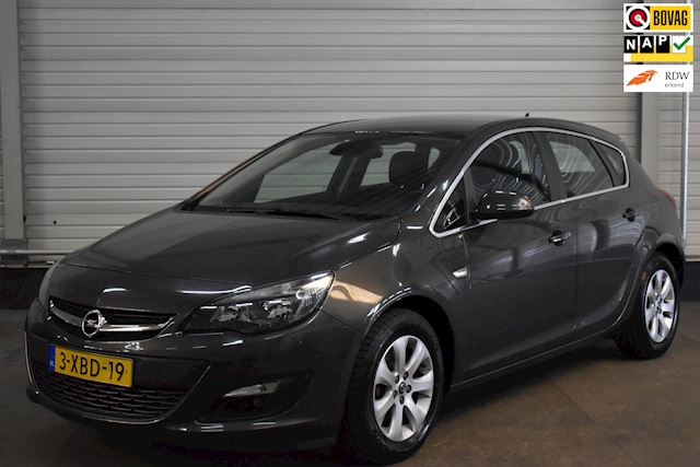 Opel Astra occasion - Autobedrijf van de Werken bv
