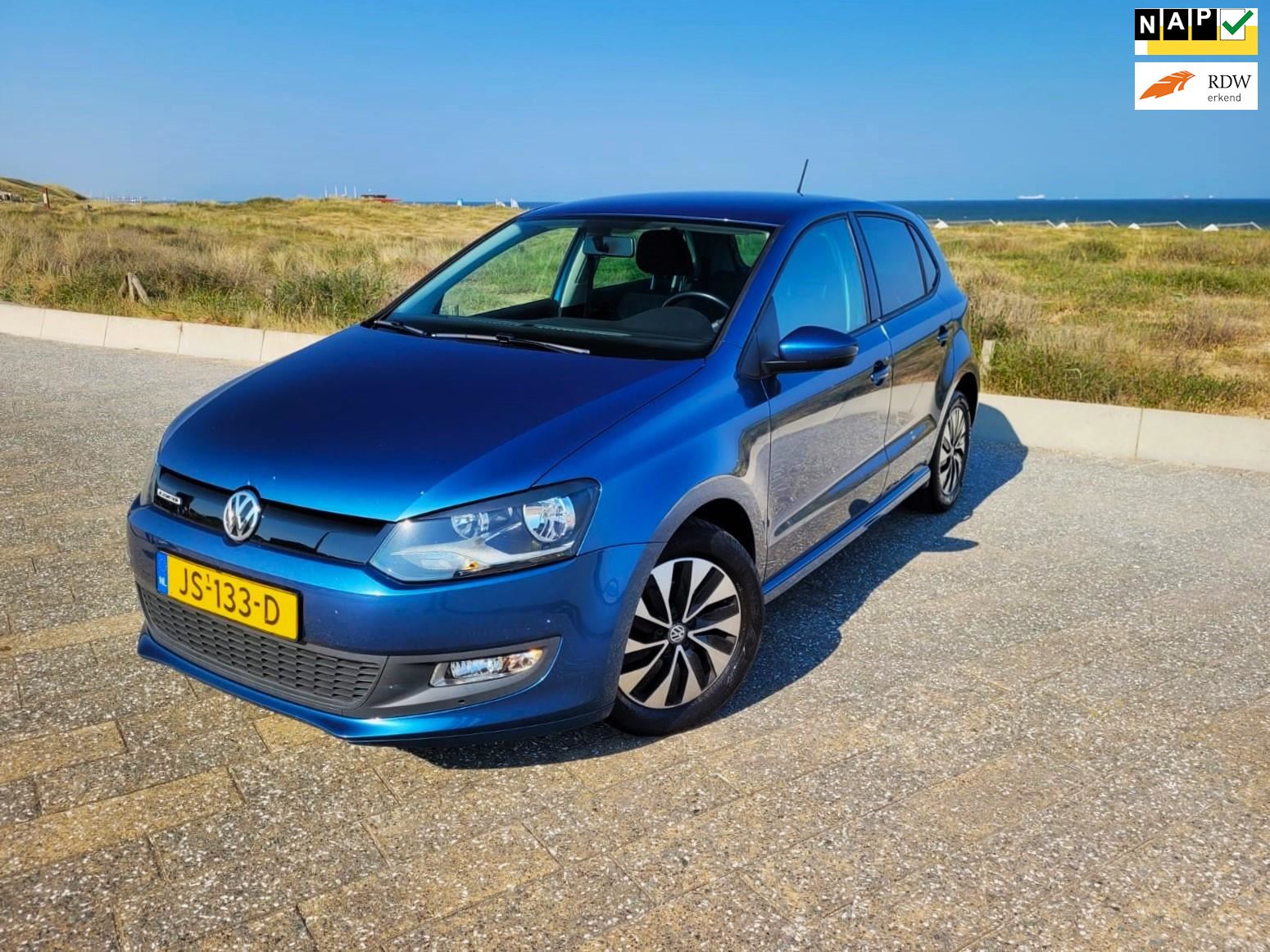 Show Auto Mall Teresina - Volkswagen - Polo - MF 1.6 - 2019 ✔️ Ar  condicionado ✔️ Banco com regulagem de altura ✔️ Desembaçador traseiro ✔️  Encosto de cabeça traseiro ✔️ Farol