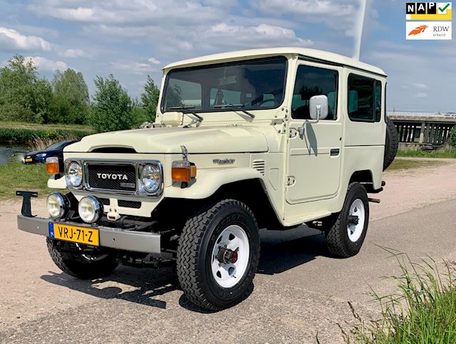 Toyota Land Cruiser BJ 40