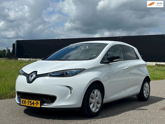 Renault ZOE R240 Life 22 kWh (ex Accu) €2000,- subsidie, Navi