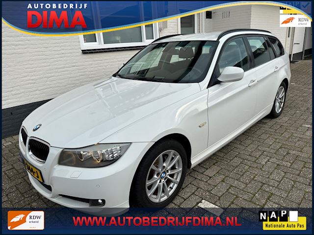 BMW 3-serie Touring 318i Business Line Automaat/ Navi/ Xenon/ PDC