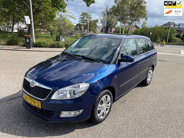 Skoda Fabia Combi 1.2 TSI Ambition / automaat / airco / cruise.control / elek.ramen / deurvergrendeling / pdc / nap....