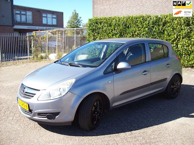 Opel Corsa occasion - Car Sales Waalwijk