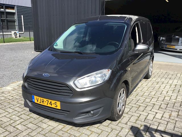 Ford Transit Courier occasion - DV Trading