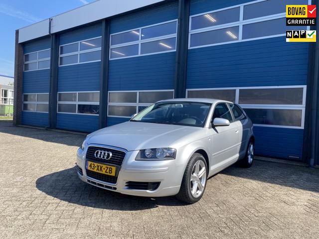 Audi A3 1.6 Attraction Pro Line Business