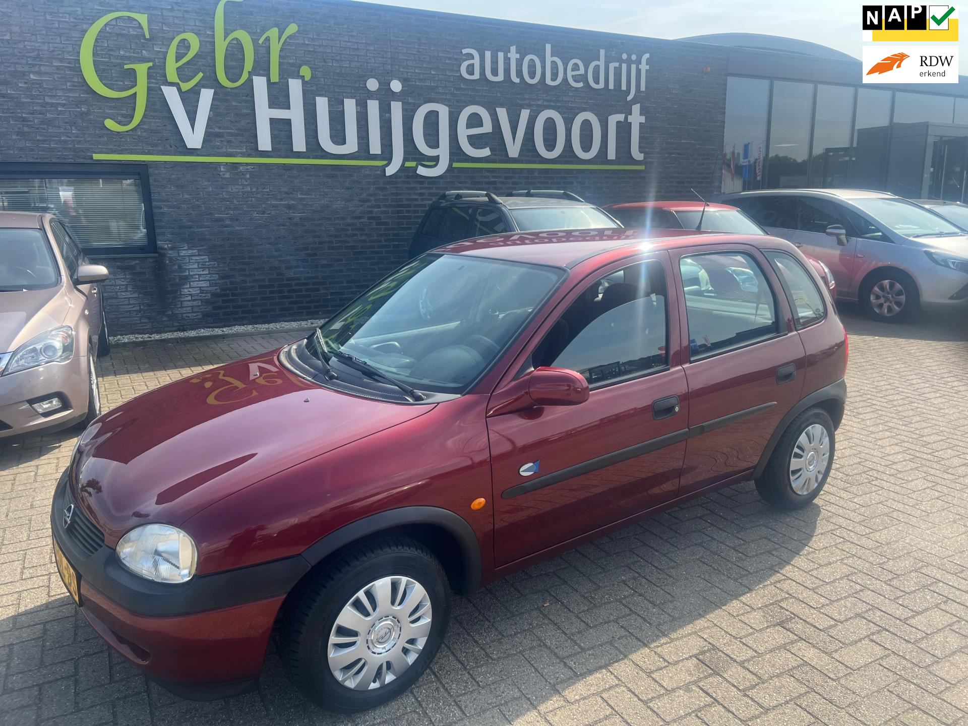 Opel Corsa occasion - Autobedrijf van Huijgevoort