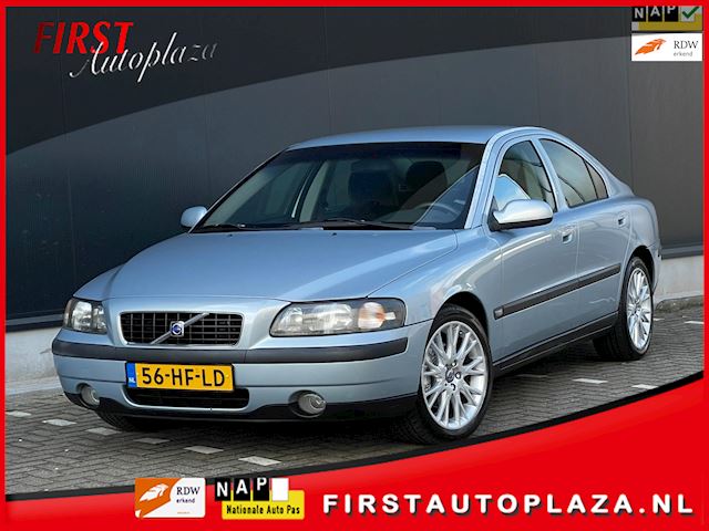 Volvo S60 2.4 Edition AUTOMAAT AIRCO/CRUISE | NETTE AUTO !