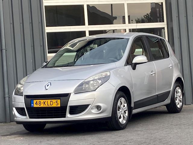 Renault Scénic 1.6 Expression climate control, cruise control, Navigatie, 100.000 KM!