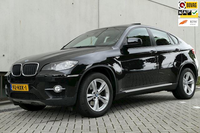 BMW X6 XDrive35i High Executive Schuifdak NAP Trekhaak Navi Sportstoelen NL-auto
