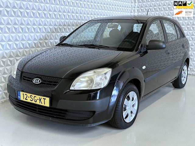 Kia Rio occasion - Autobedrijf Leeuwis B.V.