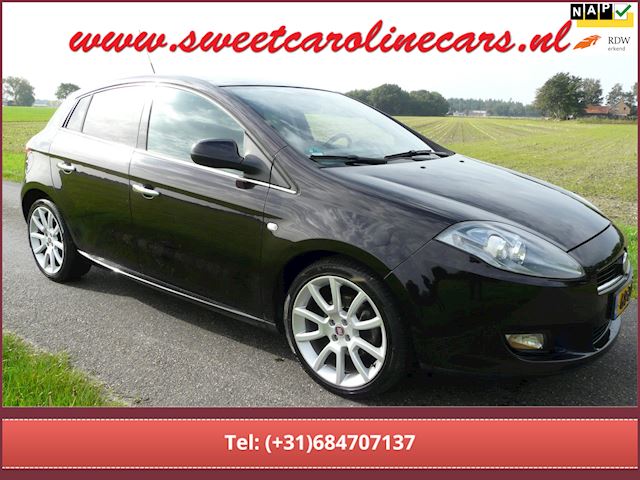 Fiat Bravo 1.4 MultiAir Easy Sport 140PK 2013, Sportieve auto met alle opties, Met nieuwe APK,  Mooie Auto !!.