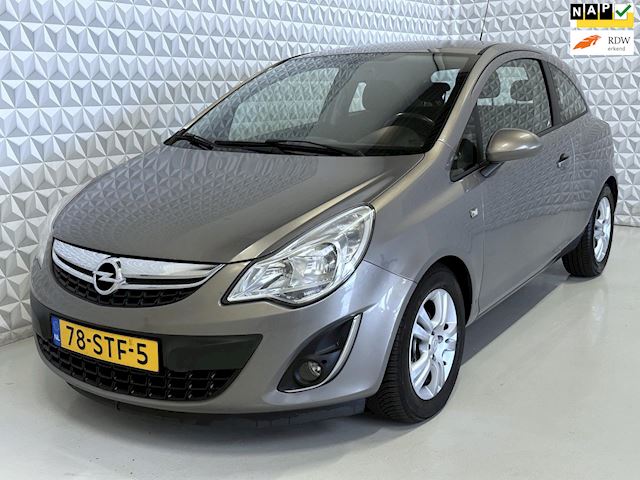 Opel Corsa 1.3 CDTi EcoFlex S/S Cosmo Navigatie + Airconditioning