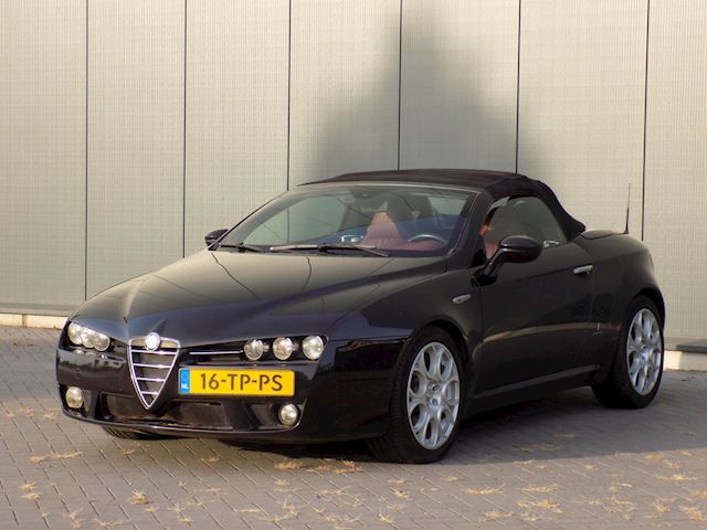 Alfa Romeo Spider occasion - van Dijk auto's