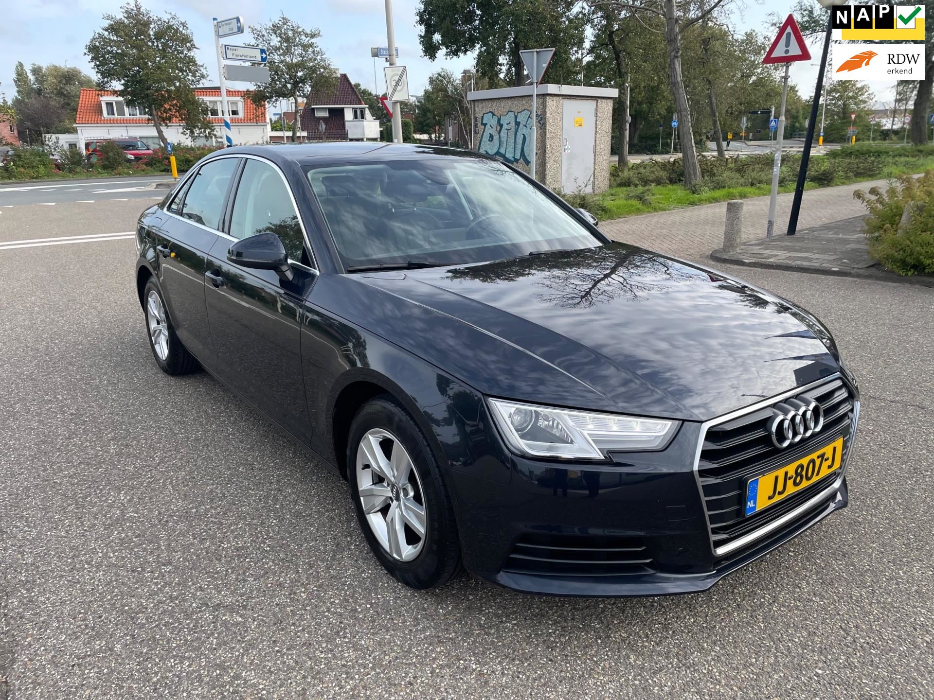 Audi A4 Limousine - 1.4 TFSI Pro Line / LED / AIRCO / CRUIS