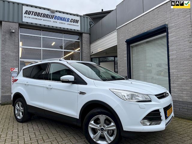 Ford Kuga 1.5 Titanium NL.Auto/Sony/Aut.Achterklep/Trekhaak/Clima/Cruise/Dealer Onderhouden