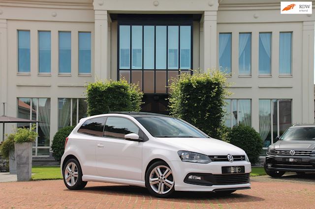 Volkswagen Polo 1.2 TSI Highline - DSG - R-Line - Pano - Apple CarPlay - Cruise- Clima - Stoelverwarming -