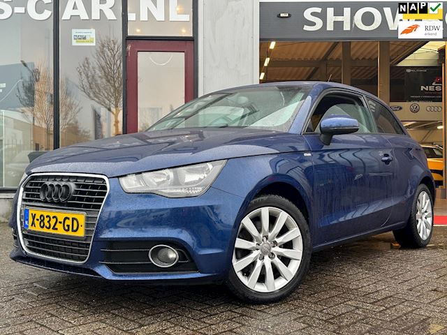 Audi A1 1.4 TFSI Automaat S-line! Stoelverwarming! Navi!