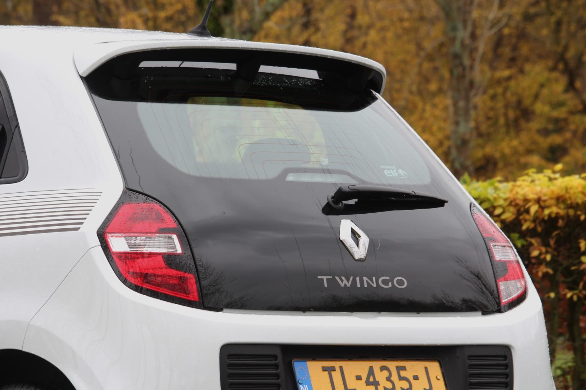 Renault Twingo 1.0 SCe 71pk Collection / Airco / Slechts 38.568 km. / All season banden occasion - Autobedrijf Niels Van Der Peet