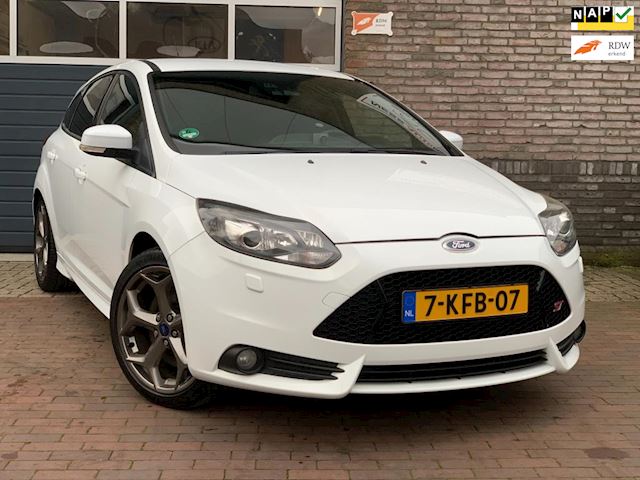 Ford Focus 2.0 EcoBoost ST-3|250PK|NL Auto