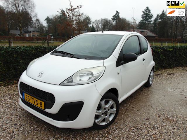 Peugeot 107 1.0 Access Accent , Airco / Stuurbekrachtiging / Lm Velgen.