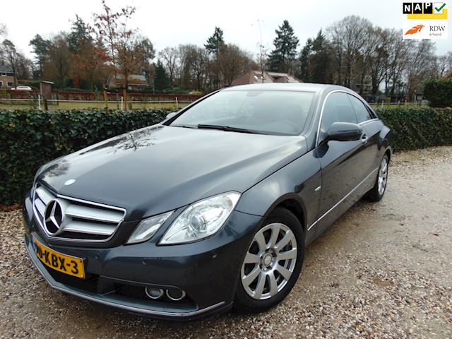 Mercedes-Benz E-klasse Coupé occasion - Midden Veluwe Auto's