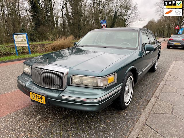 Lincoln Town Car 4.6 Signature Nederlandse auto!!