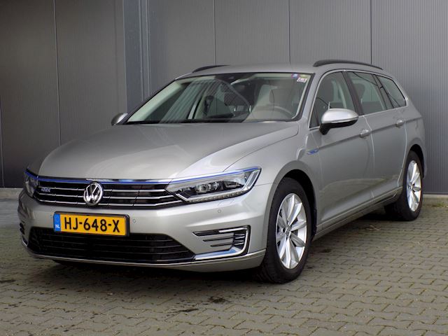 Volkswagen Passat Variant occasion - van Dijk auto's