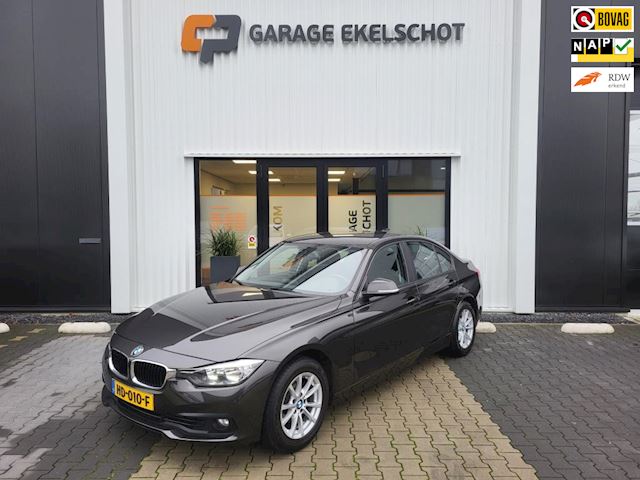 BMW 3-serie 318i Essential NAP