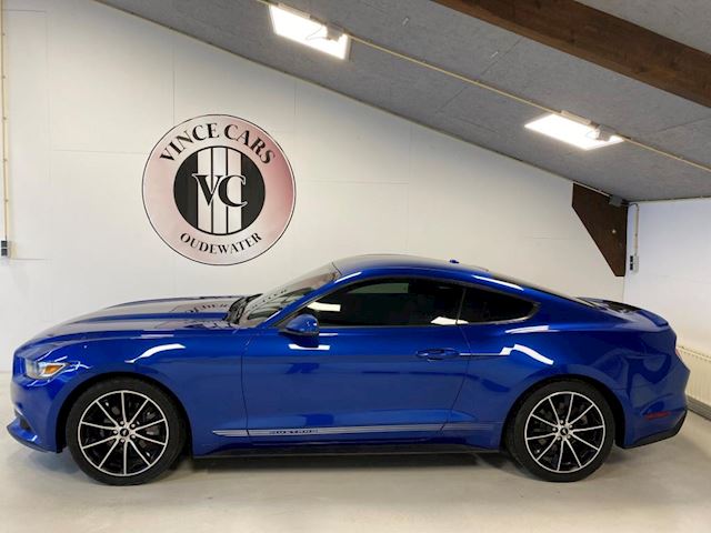 Ford Mustang 2.3 Ecoboost  Premium lightning Bleu