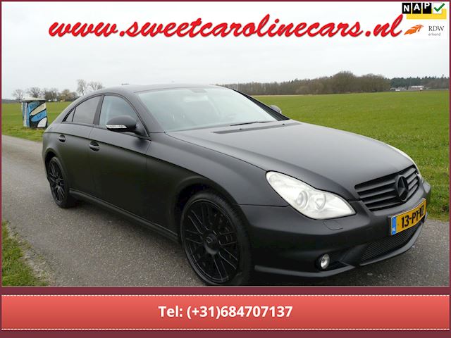 Mercedes-Benz CLS-klasse 350 Bj 2005, bomvolle auto, AMG uitgevoerd, Stealth  kleur gespoten, Nieuwe motor dus in top conditie!!