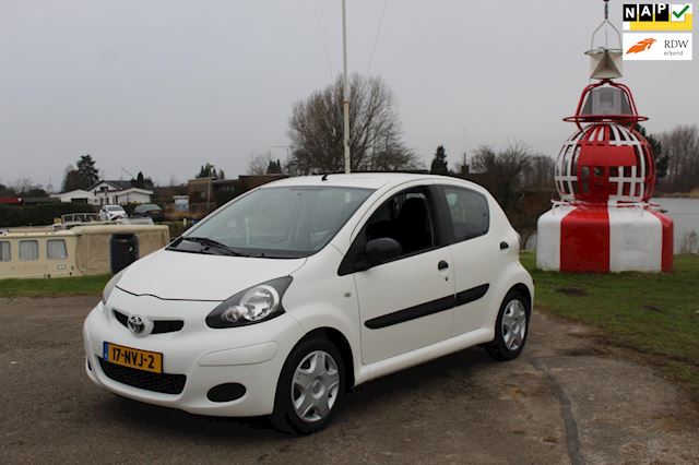 Toyota Aygo occasion - Van Vliet Auto's